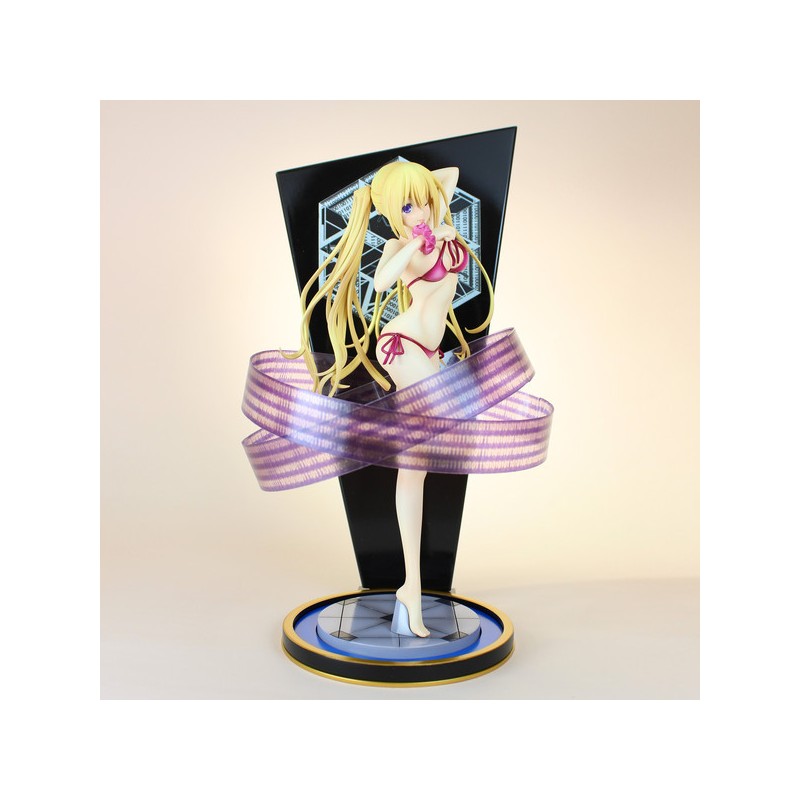 Statuette Trinity Seven 1/8 Lieselotte Sherlock Swimsuit Version