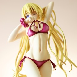 Statuette Trinity Seven 1/8 Lieselotte Sherlock Swimsuit Version
