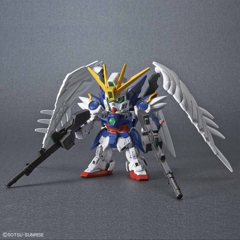 Maquette SD Gundam Cross Silhouette Wing Gundam Zero Custom