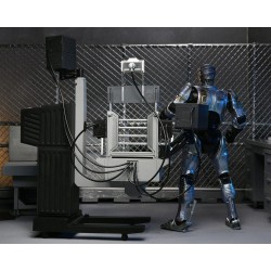 Figurine RoboCop Ultimate Battle Damaged RoboCop with Chair