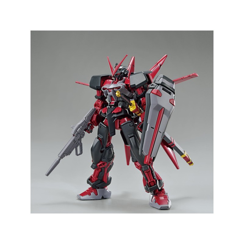 Maquette Gundam Breaker Battlogue HG 1/144 Gundam Astray Red Frame Inversion
