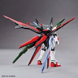 Maquette Gundam Breaker Battlogue HG 1/144 Perfect Strike Freedom