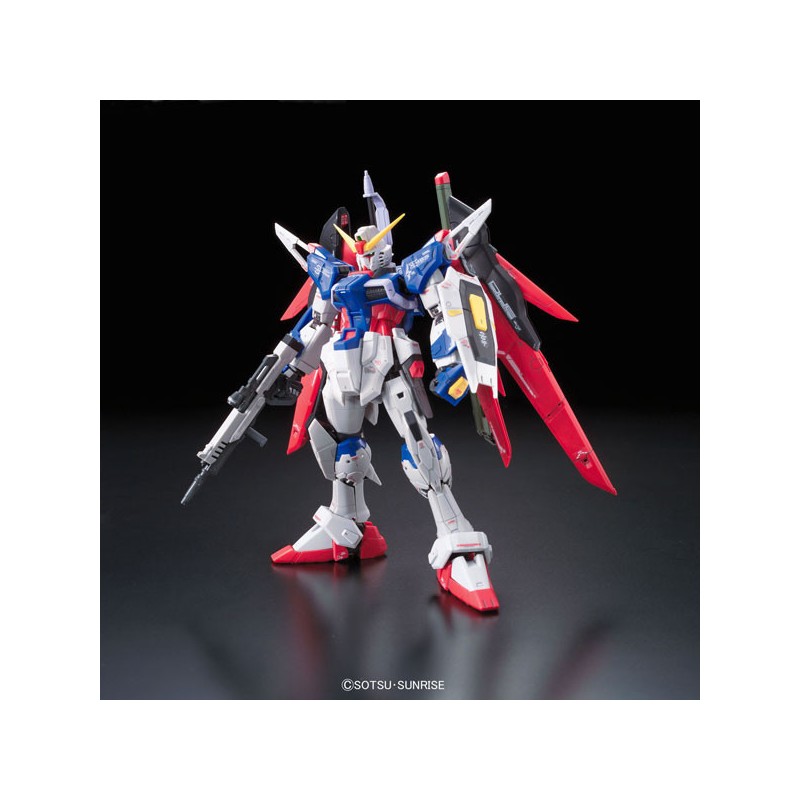 Maquette Gundam SEED Destiny RG 1/144 Destiny Gundam
