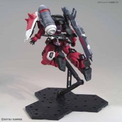 Maquette Gundam SEED Destiny MG 1/100 Gunner Zaku Warrior Lunamaria Hawke Custom