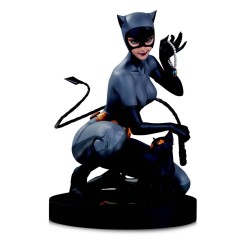 Statuette DC Designer Series Catwoman by Stanley Artgerm Lau