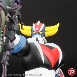 Statuette Grendizer Scene Selection 01 Goldorak a cry of Victory