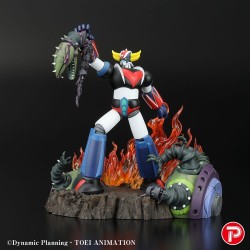 Statuette Grendizer Scene Selection 01 Goldorak a cry of Victory